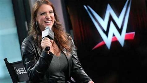 5 Photos of Stephanie McMahon she might prefer you didnt see